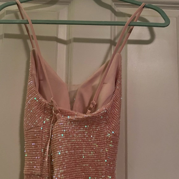 Gorgeous Pink Sequin Gown - Picture 6 of 7